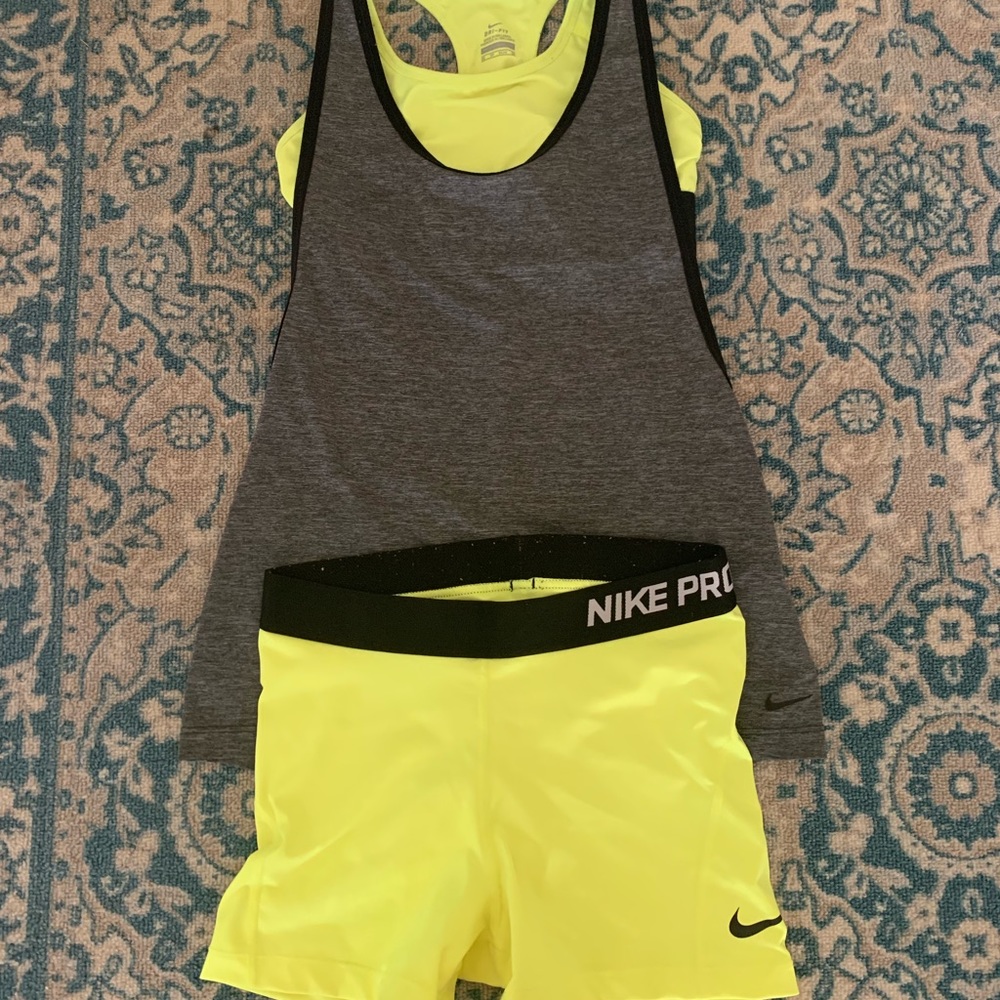 Nike matching outfit